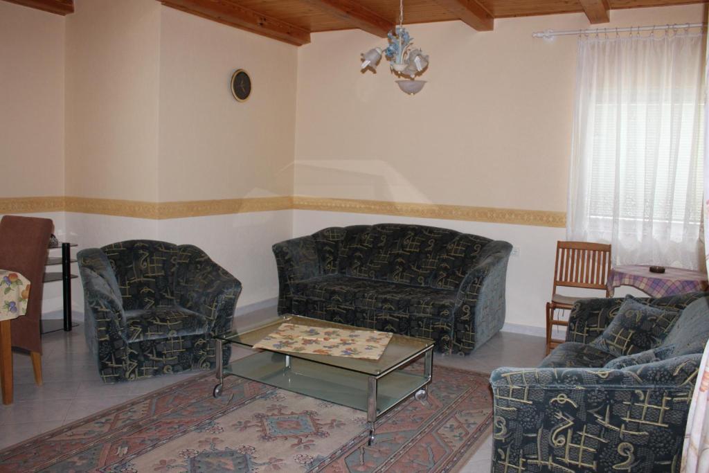 Orwa apartmanok - Cédrus köz Zalakaros Habitación foto